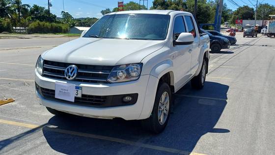 VOLKSWAGEN AMAROK 2.0 HIGHLINE ULTIMATE 4X4 CD 16V TURBO INTERCOOLER DIESEL 4P AUTOMÁTICO VOLKSWAGEN AMAROK 2.0 HIGHLINE ULTIMATE 4X4 CD 16V TURBO INTERCOOLER DIESEL 4P AUTOMÁTICO